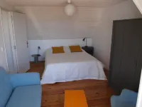 The sea for garden, home to four feet in water