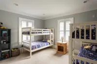 Expansive Modern Farm House On 8 Park-Like Acres