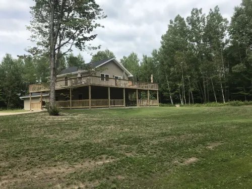 Brand New Lodge Located 10 min from Lake Michigan, 45 min from Lake Superior