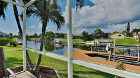 Beautiful Villa - Located in Cape Coral minutes from Ft Myers and Sanibel