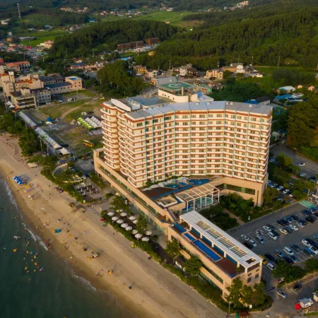 Beache Palace