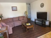 Cozy, Quiet, Clean, and Bright Hotels in Rockford