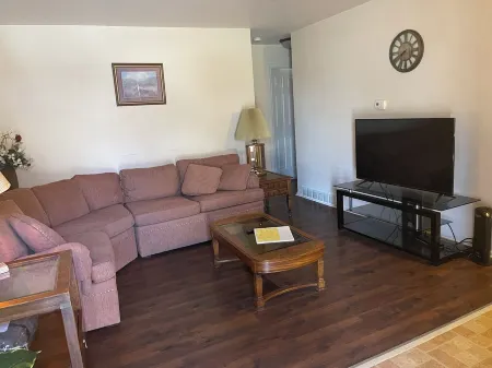 Cozy, Quiet, Clean, and Bright