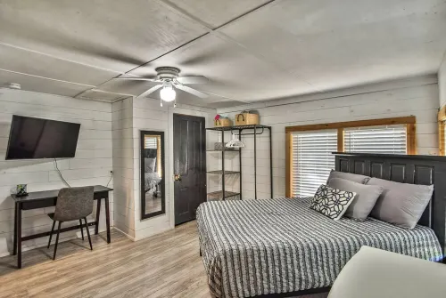 Travis House Granbury