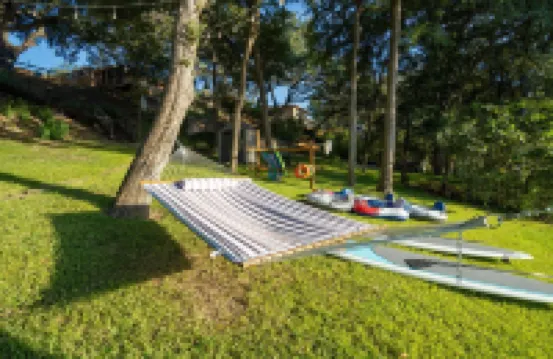 Waterhouse- 4 Bed, 3 bath, SUP, Kayak,  Ping pong, Decks galore
