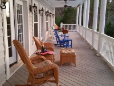 Luxury Lake House, Pool, Hot tub, Dock, Beach, Game room ,Boat Rental available スティール・クリークのホテル