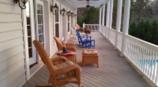 Luxury Lake House, Pool, Hot tub, Dock, Beach, Game room ,Boat Rental available