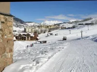 Ski-In/Out Slopeside Mountain 3BR Retreat. Gorgeous Views and Sunsets!