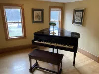 220 acre Country gentlemens Estate for Family Reunions