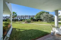 Chic beach apartment in Calahonda just a few steps from the sea