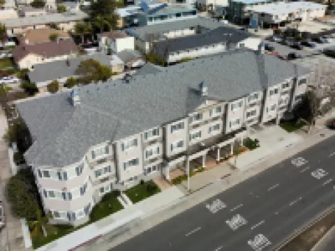 ホテル 1550 - SFO エアポート ミルブレーのホテル