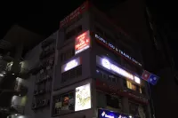 HOTEL MARUTI R