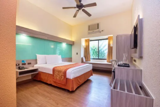 Microtel by Wyndham Boracay Hotel berhampiran Puka Shell Beach