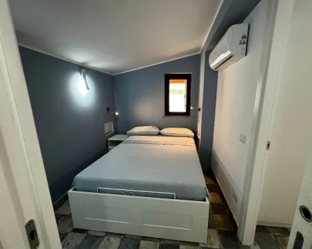 House Aurora Volcano Island