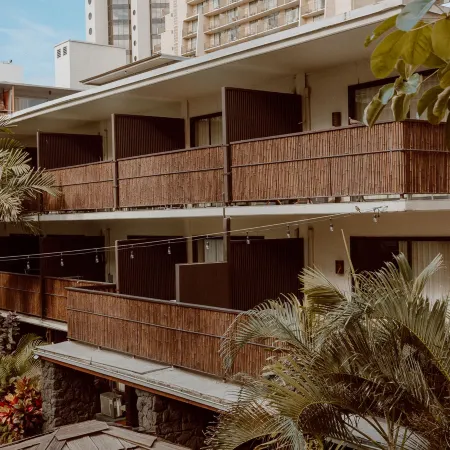 White Sands Hotel
