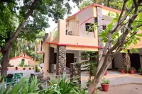 Leopard's Lair Jungle Lodge Hotel a Bera