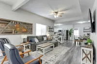Welcome to...the good life, 4 bed 2 bath house located in the heart of Lincoln