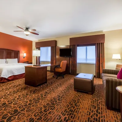 Hampton Inn & Suites Boulder-North Hotels near Celestial Seasonings