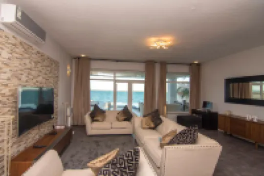 DT Beachfront Villas