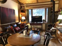 Highland Cottage Super Cute-Close to Everything in Lake Placid