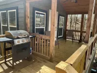 Nature’s Cove Cabin B-kayaks/fire pit/pet friendly