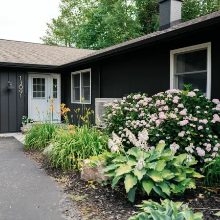 Stillwater Cottage - lakefront with chefs kitchen, fireplace, firepit