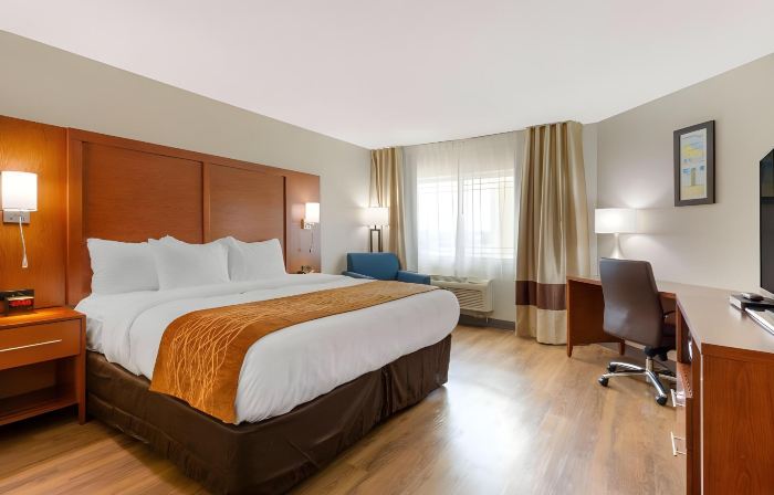 Comfort Inn & Suites