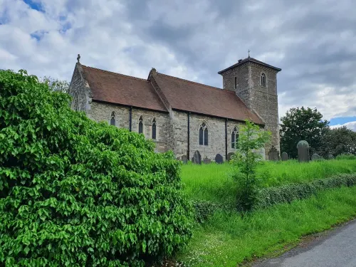 Entire Detached Cottage in Stunning Rural Village Hotels in Whitton