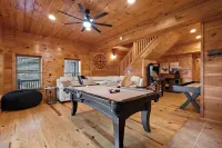 Mtn Views Large Hot Tub Game Room Fire Pit 4 King Bedrooms Fire Pit Pets