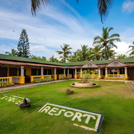 C Roque Beach Resort