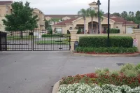 Your next magical getaway! Spacious 3 bedroom, 2 bath condo with pool access!
