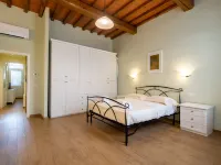 Santo Spirito Bright Flat by Mmega Hotels near Giotto's Bell Tower