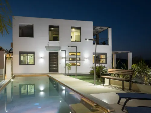 Villa Alyona - Villas