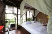 Nila House, Sharia Family Home Stay