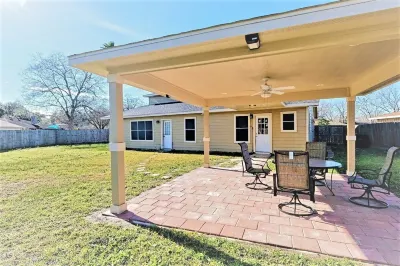 5Bdrm 3.5Bath 8Beds - up to 16 Guest Hotels near Brightwater Park