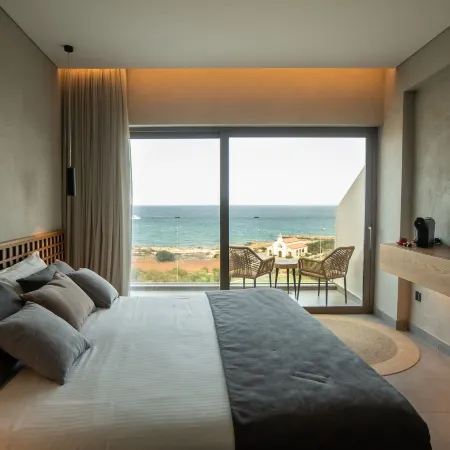 Cavo Zoe Seaside Hotel