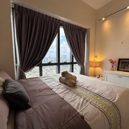 Premium Retreat Suite @ Icon City