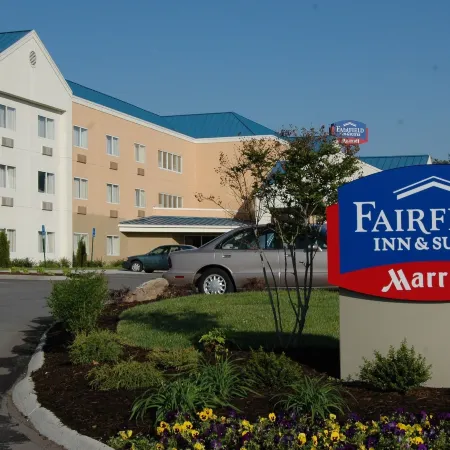 Fairfield Inn & Suites Nashville at Opryland Отели рядом с достопримечательностью «Опри Миллс»