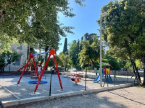 Bright and Cozy Apartment With Balcony in Kastel Luksic