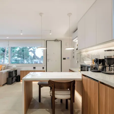 Glyfada Coastside Apartment