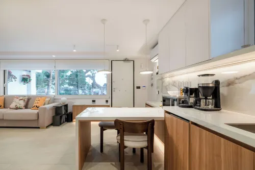 Glyfada Coastside Apartment - 4 estrellas