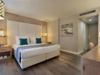 Oasis Spa Club Dead Sea Hotel - 18 Years Plus デッド・シー・リージョンのホテル