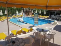 Amazones Villas Apartments - Pool