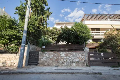 Vouliagmeni Stylish Homes by BluPine Hotels in Vari-Voula-Vouliagmeni