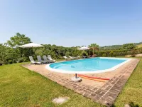 Tranquil Stay in the Heart of Umbria - parking