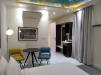 Mohan Tulip Hotel