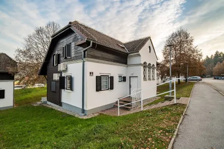 Apartment Amy Отели в г. Подчетртек