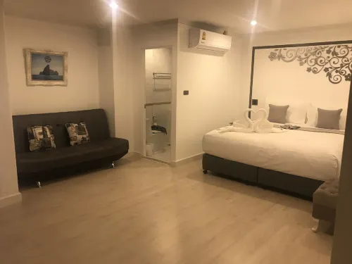 White House Hotels in Phang Nga