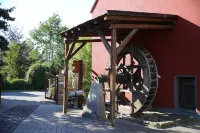 Historische Wassermühle Hotels in Dahlem