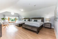 Skylaranna Resort & Spa Hotels in Boyd